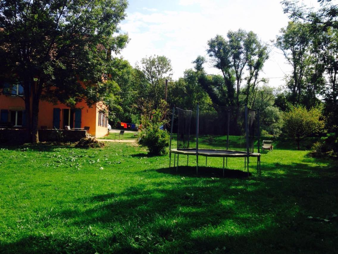 Le Moulin Des Oyes Bed and Breakfast Censeau Exterior foto